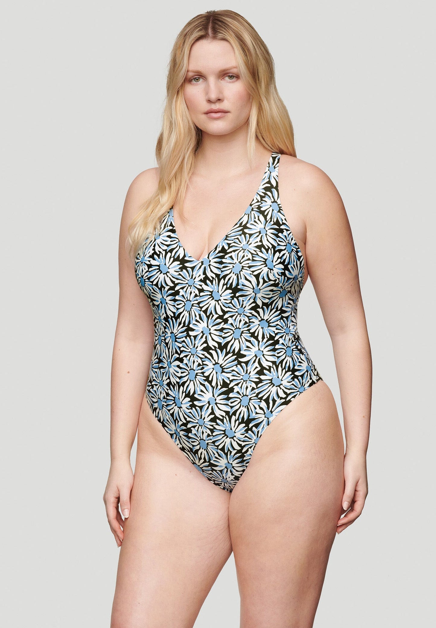 The Plunge One Piece - Swim